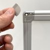 Whiteboard- und Kork-Kombitafel-Set 60x40cm, inkl. schwarzer Magnetmarker, 4 x schwarze 20-mm-Magnete, 12 schwarze Nadeln und Montagesatz #7