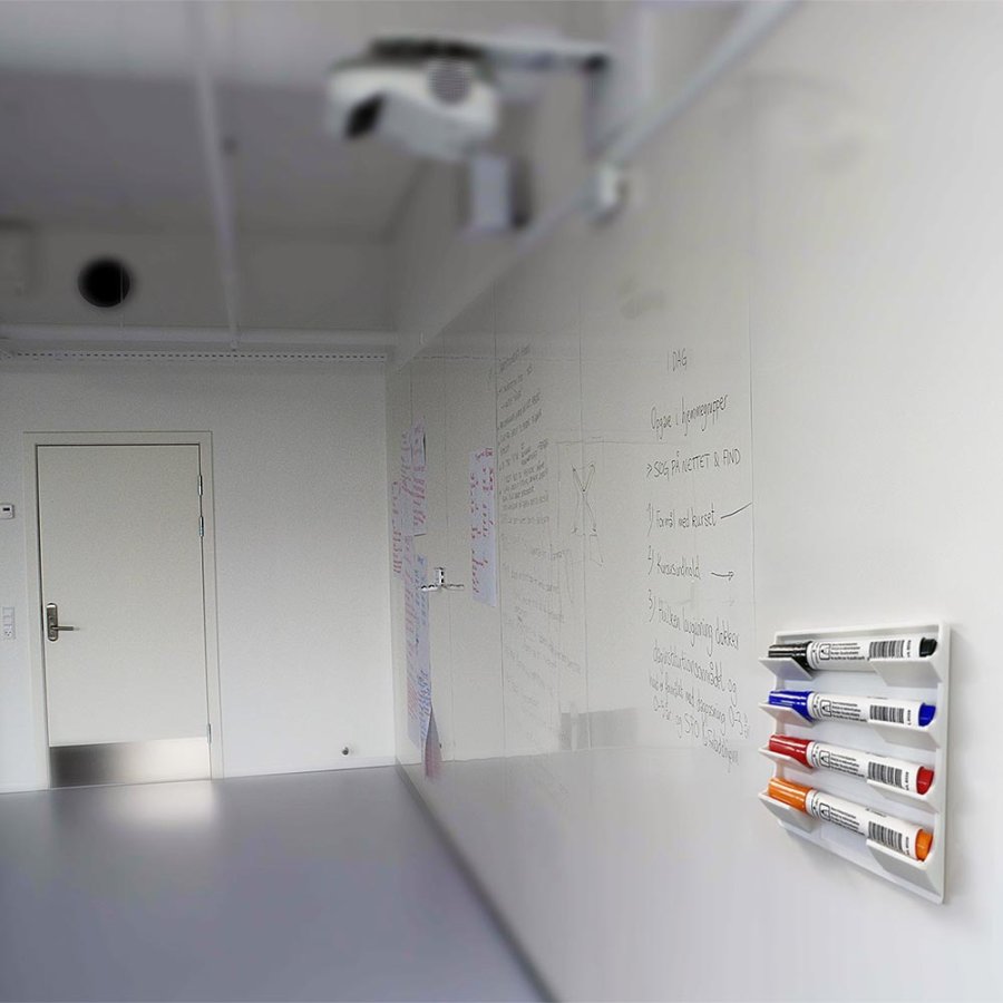 Magnetischer Stifthalter f&uuml;r 4 Stifte, wei&szlig;er Kunststoff, mit 4 Magneten hinten und Klebepads