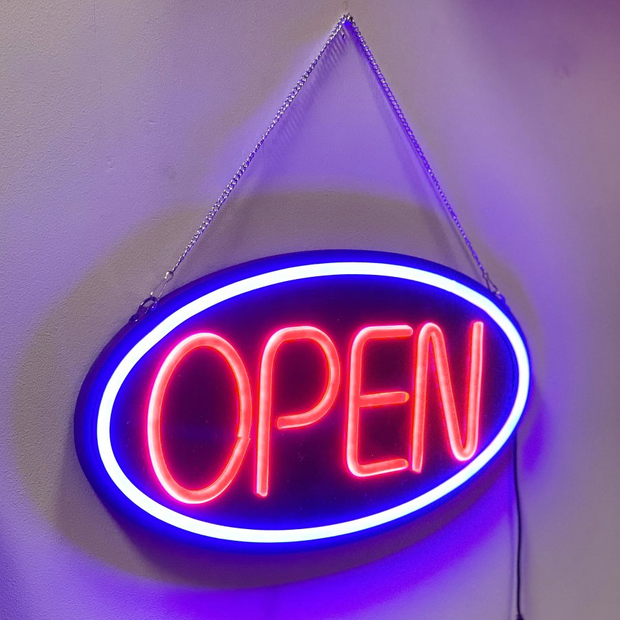 Attraktives LED Offen-Schild - Schwarzes Design mit rotem Text und blauem Kreis. #4
