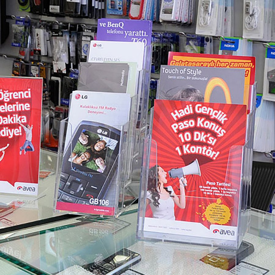 Multi Brosch&uuml;rensaufsteller aus Acryl, 4 x M65