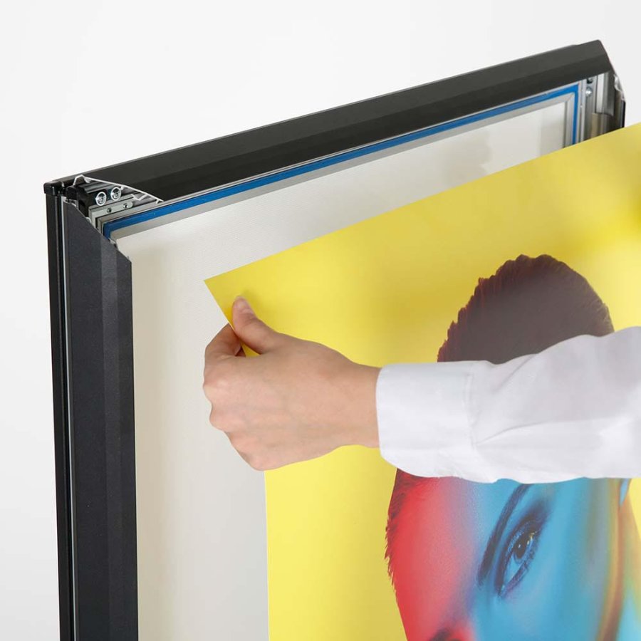 Wind-LED Pro Waterbase Kundenstopper, 44mm Rahmen, A1 - inkl. Batterie. Schwarz