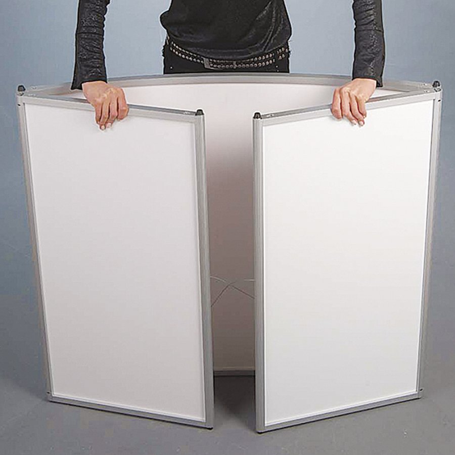 Geschwungene Messetheke mit wei&szlig;er Tischplatte