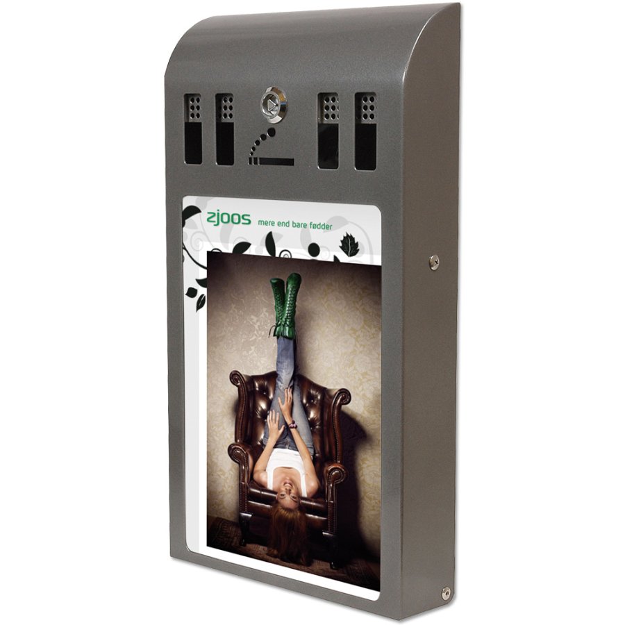 Aschenbecher gebogen mit A4-Informationsschild